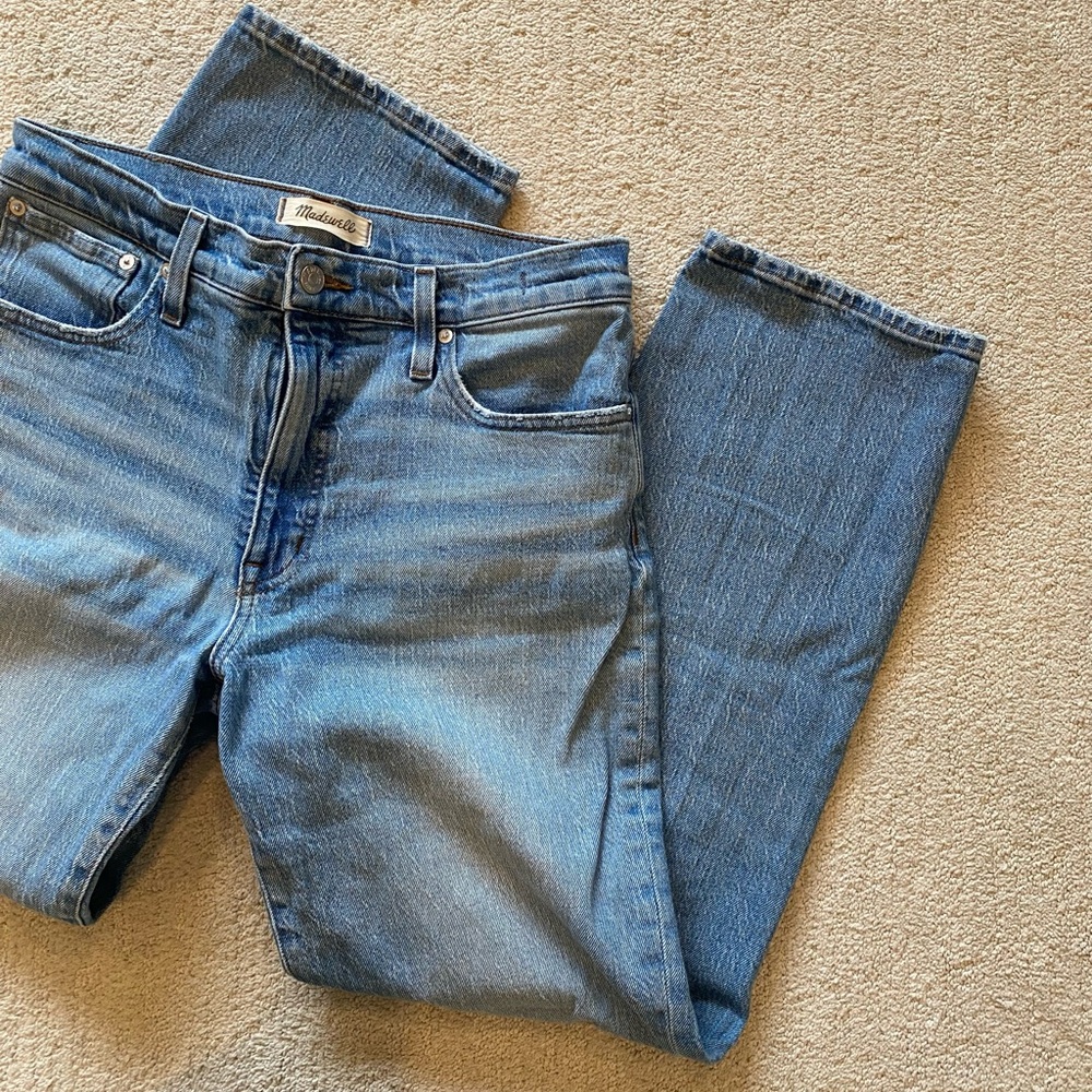 The mid rise perfect vintage straight leg jean